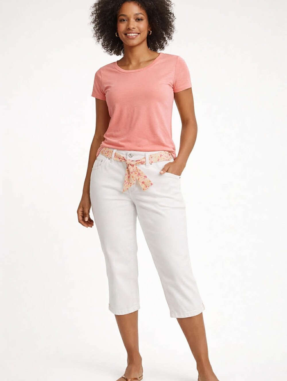 Croft & Barrow White Capri Mid Rise Womens Denim With Scarf Pants